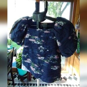 NWT Abercrombie And Fitch Kids Emerson Puff Sleeve Top
